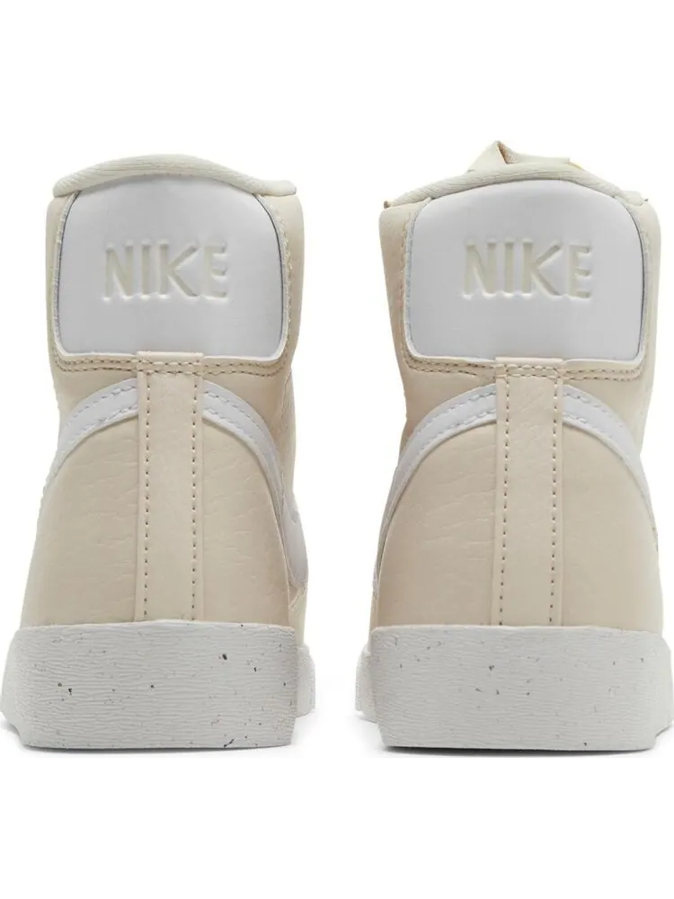 Кроссовки Nike Wmns Blazer Mid '77 Next Nature 'Light Orewood Brown' — изображение 6 из 8, коричневый