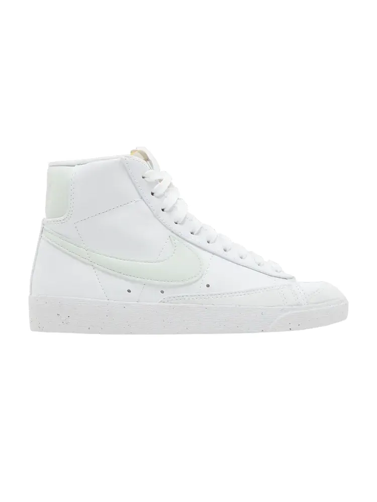 Кроссовки Nike Wmns Blazer Mid '77 Next Nature 'White Barely Green' — изображение 1 из 9, белый/зеленый