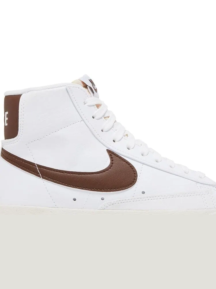 Кроссовки Nike Wmns Blazer Mid '77 Next Nature 'Cacao Wow' — изображение 2 из 8, белый