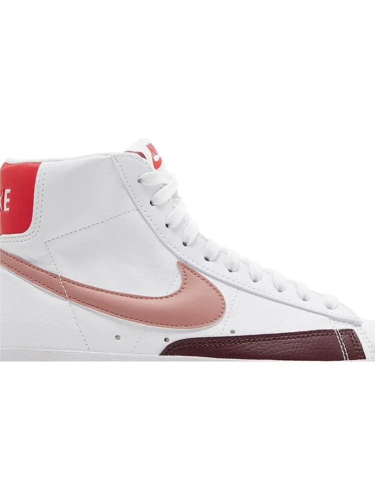Кроссовки Wmns Blazer Mid '77 Next Nature 'White Red Stardust' — изображение 2 из 4, белый