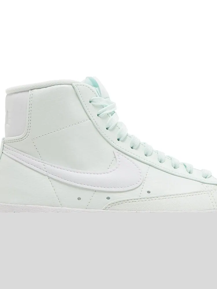 Кроссовки Nike Wmns Blazer Mid '77 Next Nature 'Mint Green' — изображение 2 из 8, зеленый
