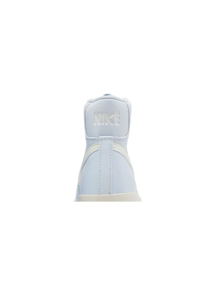 Кроссовки Nike Wmns Blazer Mid '77 Next Nature 'Blue Tint' — изображение 8 из 9, синий/белый