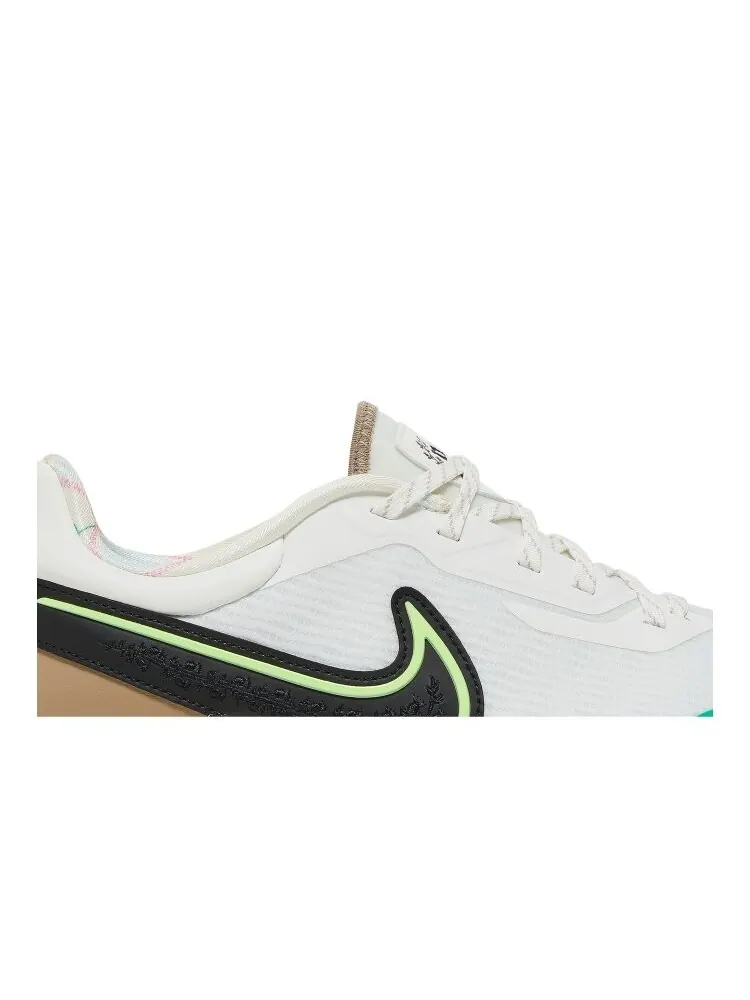 Кроссовки Nike Air Zoom Infinity Tour NEXT% NRG — изображение 2 из 4, белый