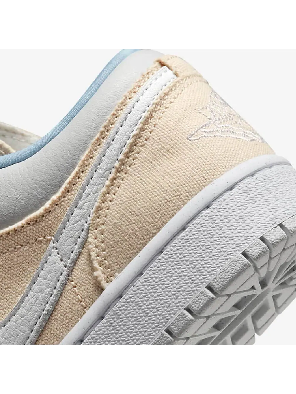 Кроссовки Nike Air Jordan 1 Low SE 'Beige' — изображение 8 из 8, белый