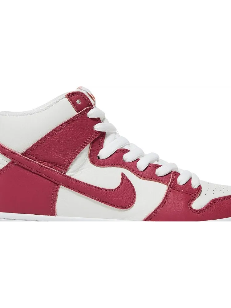 Кроссовки Nike Dunk High Pro SB 'Sweet Beet' — изображение 2 из 8, розовый