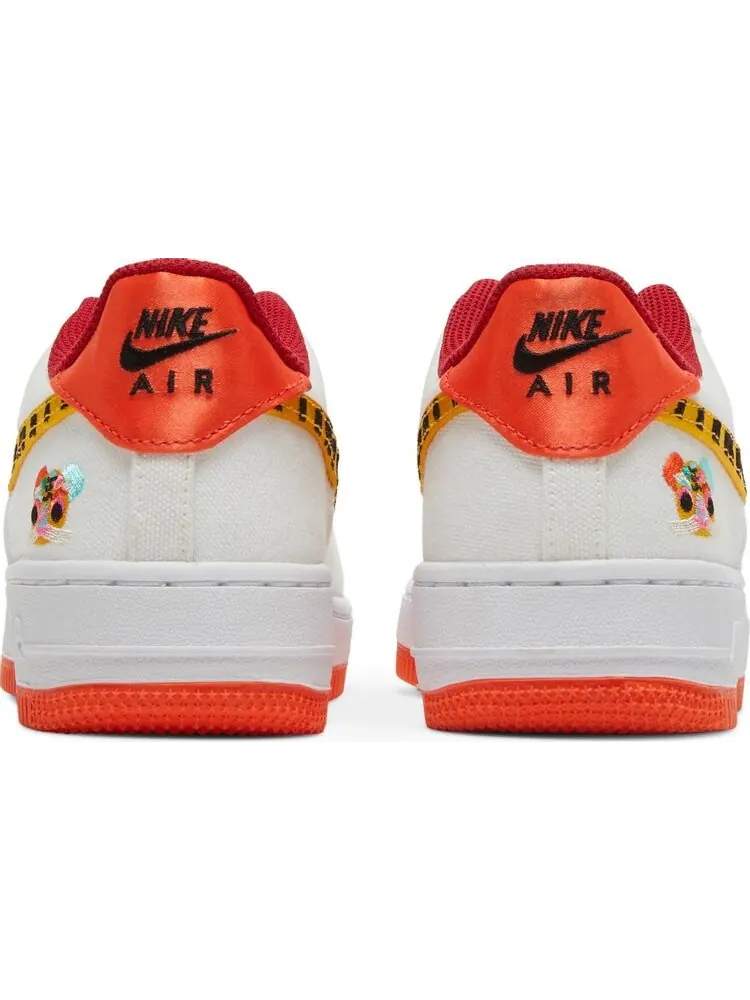 Кроссовки Nike Air Force 1 '07 LV8 GS 'Year of the Tiger' — изображение 6 из 8, белый