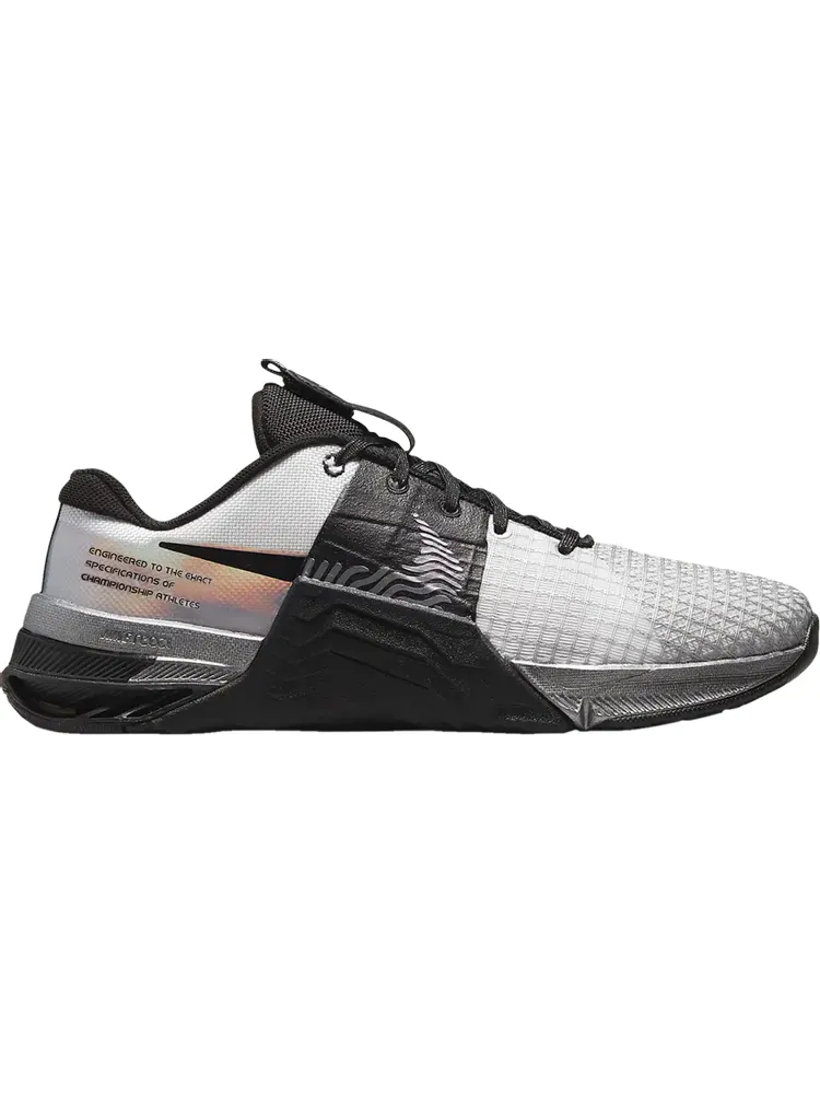 Кроссовки Nike Wmns Metcon 8 Premium 'White Black Iridescent' — изображение 1 из 1, белый