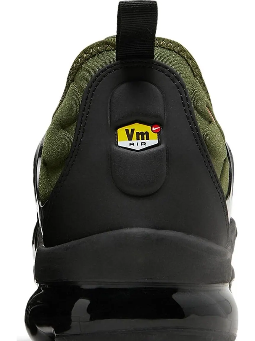 Кроссовки Nike Air VaporMax Plus 'Rough Green' — изображение 7 из 8, зеленый