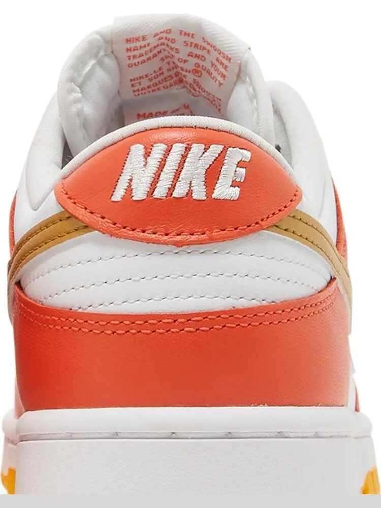 Кроссовки Nike Wmns Dunk Low 'Orange University Gold' — изображение 7 из 8, золото