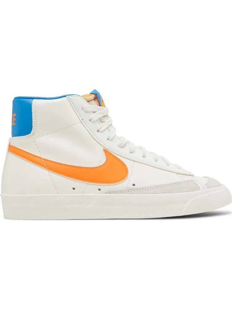 Кроссовки Nike Wmns Blazer Mid '77 'Sail Total Orange' — изображение 1 из 8, бежевый