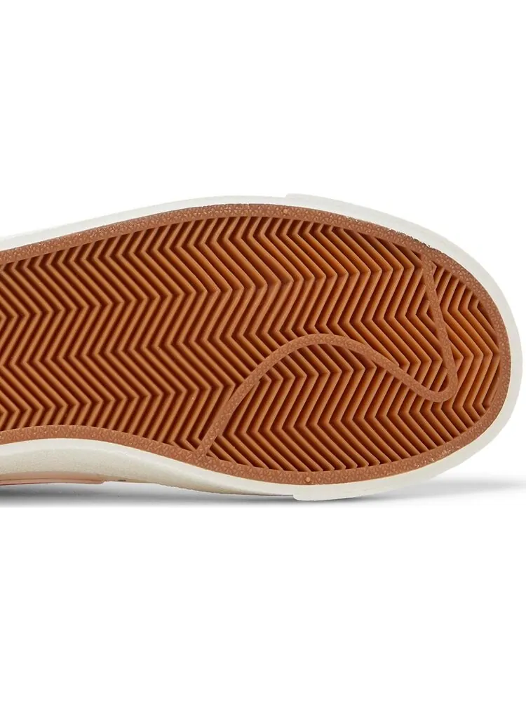 Кроссовки Nike Wmns Blazer Mid '77 'Sail Total Orange' — изображение 5 из 8, бежевый