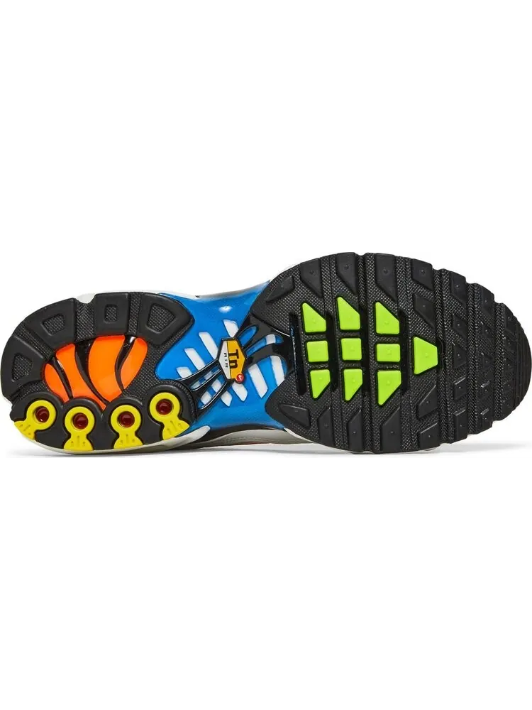 Кроссовки Nike Wmns Air Max Plus 'Nerf' — изображение 4 из 8, белый