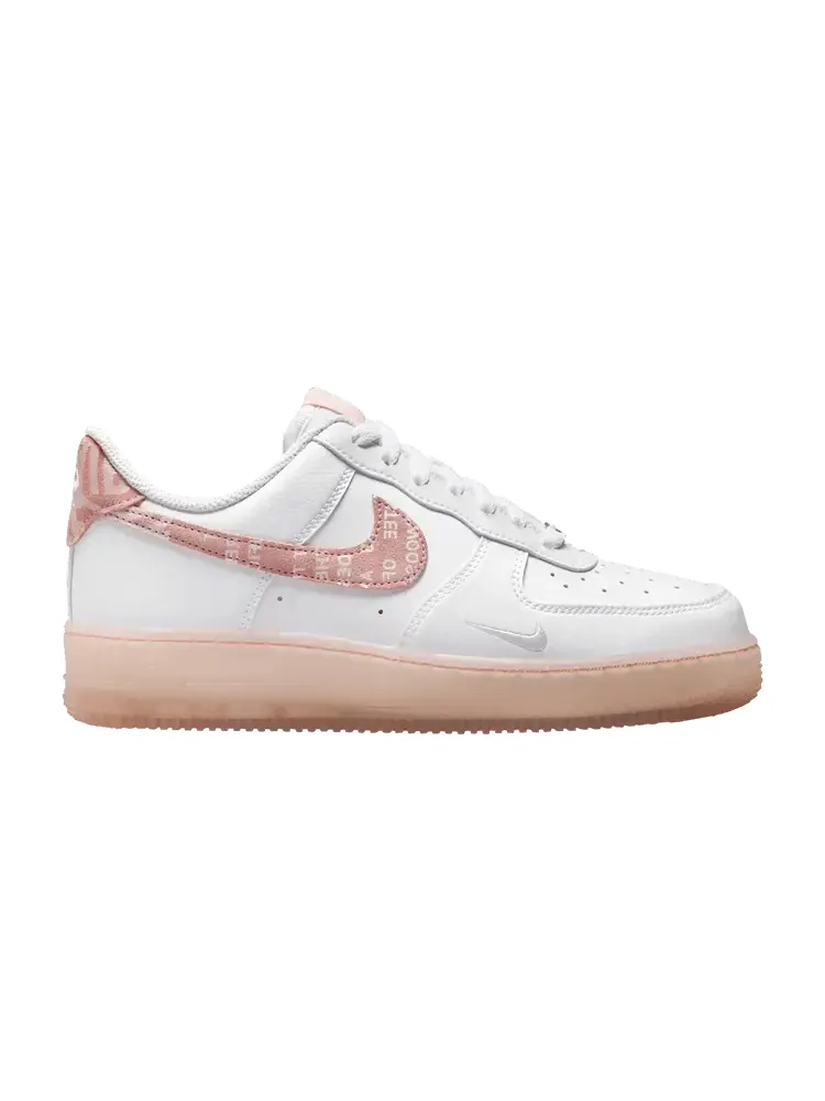 Кроссовки Nike Wmns Air Force 1, 07 LV8, Copy Paste — изображение 1 из 1, белый