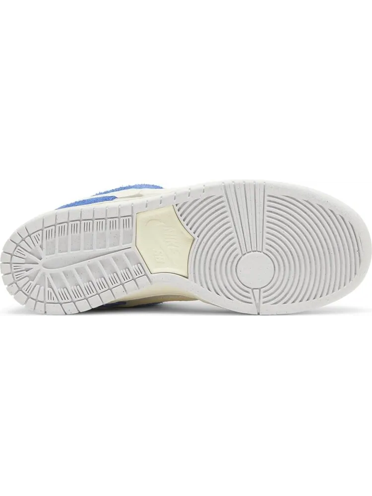 Кроссовки Fly Streetwear x Dunk Low Pro SB 'Gardenia' — изображение 4 из 4, синий