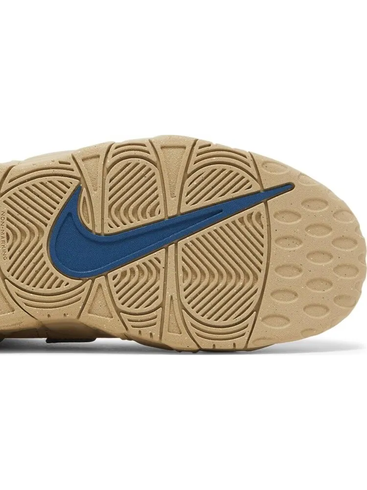 Кроссовки Nike Air More Uptempo GS 'Limestone' — изображение 5 из 8, загар