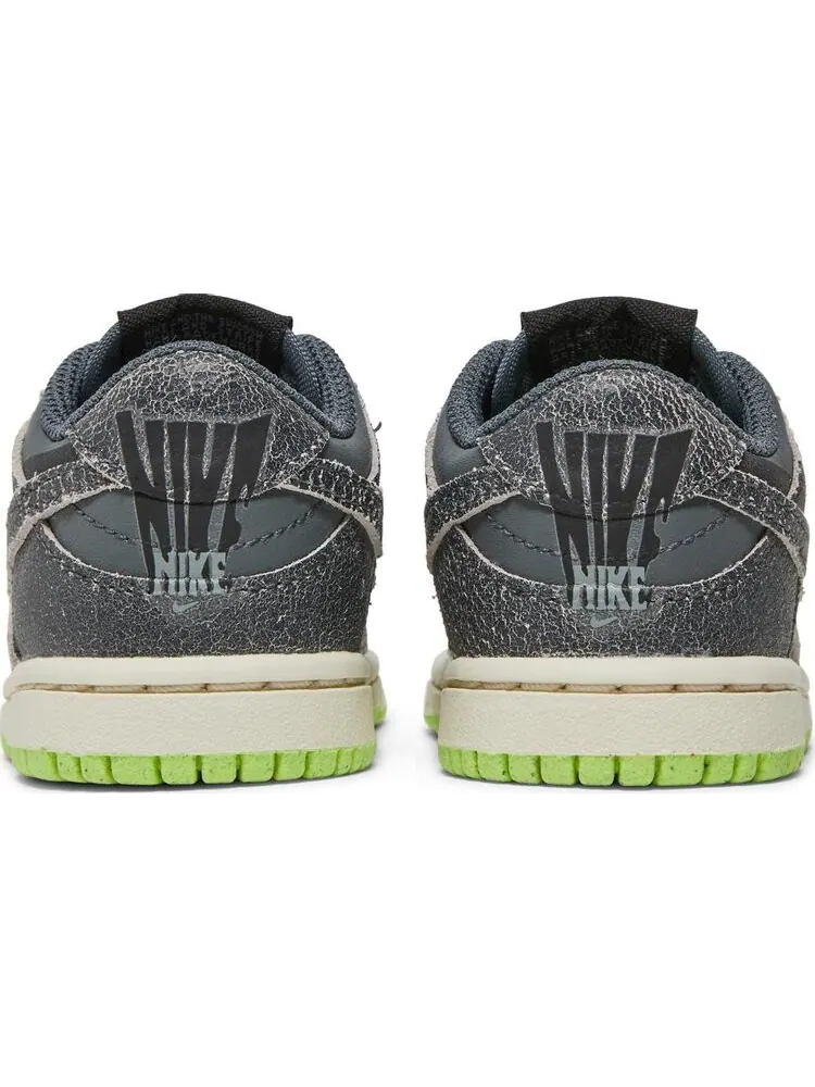 Кроссовки Nike Dunk Low SE TD 'Halloween - Cauldron' — изображение 6 из 8, серый