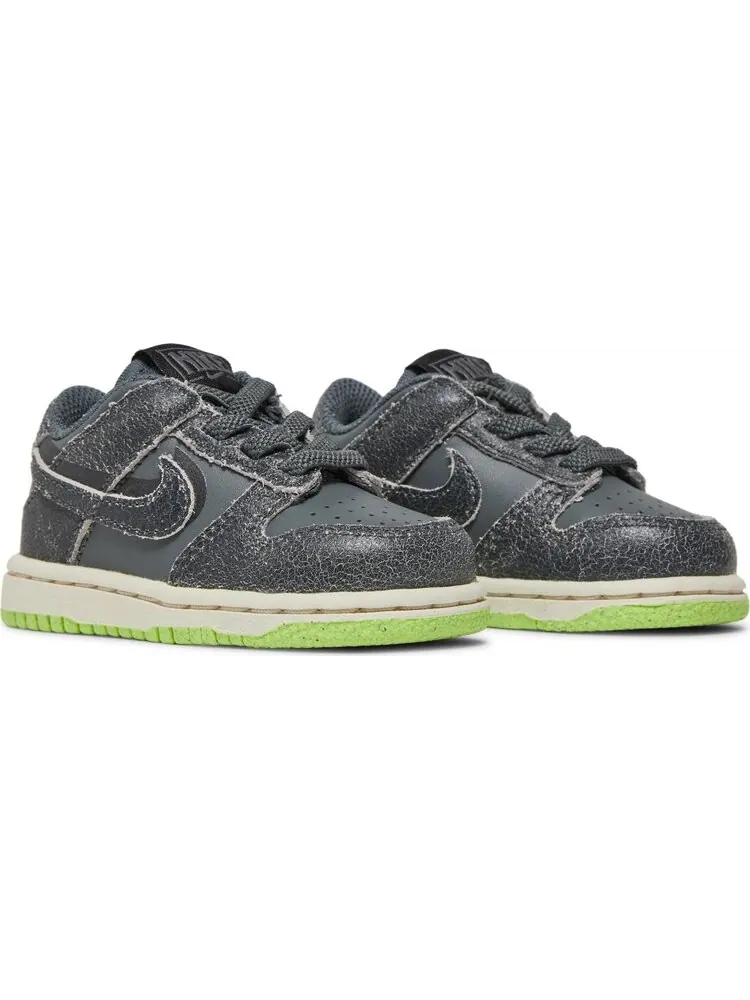 Кроссовки Nike Dunk Low SE TD 'Halloween - Cauldron' — изображение 8 из 8, серый
