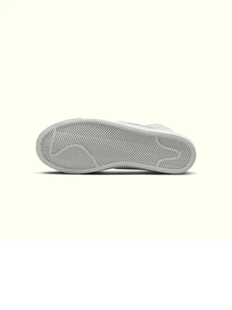 Кеды Nike Mid Premium — изображение 2 из 5, серый