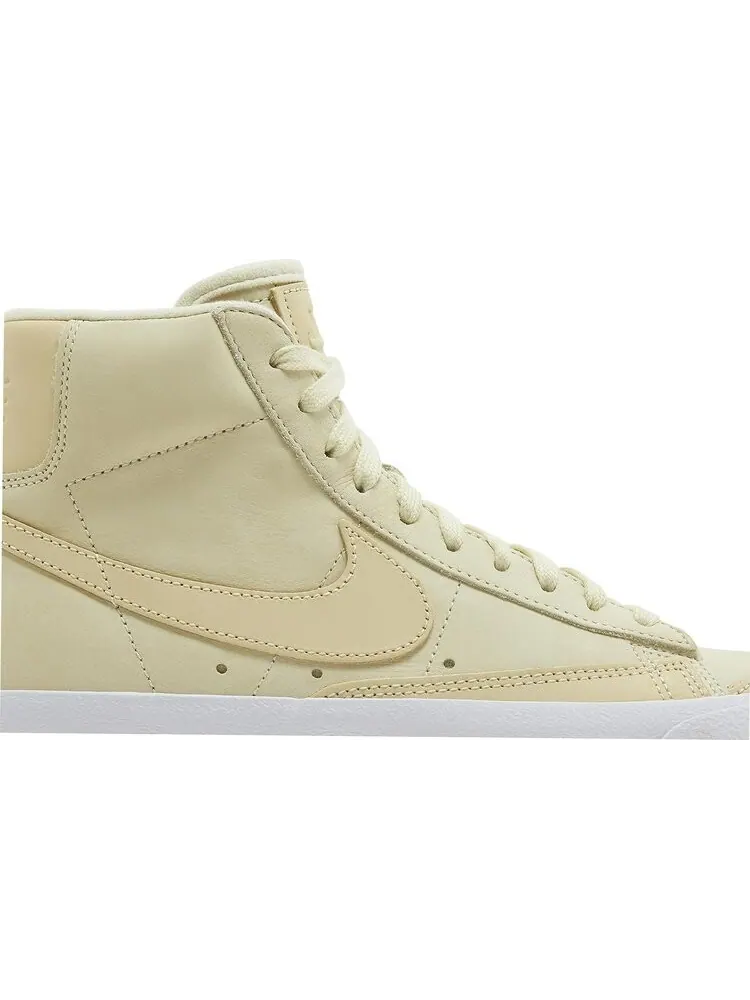 Кроссовки Wmns Blazer Mid Premium 'Alabaster' — изображение 2 из 4, бежевый