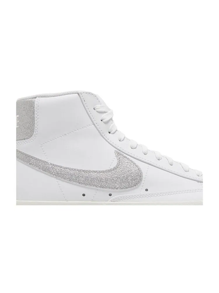 Кроссовки Nike Wmns Blazer Mid — изображение 2 из 4, белый