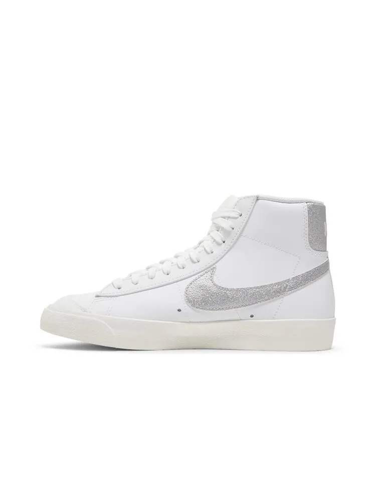 Кроссовки Nike Wmns Blazer Mid — изображение 3 из 4, белый