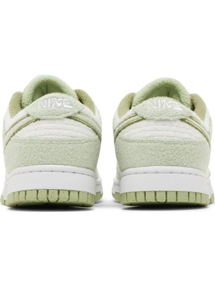 Кроссовки Nike Wmns Dunk Low SE 'Fleece - Honeydew' — изображение 6 из 8, зеленый