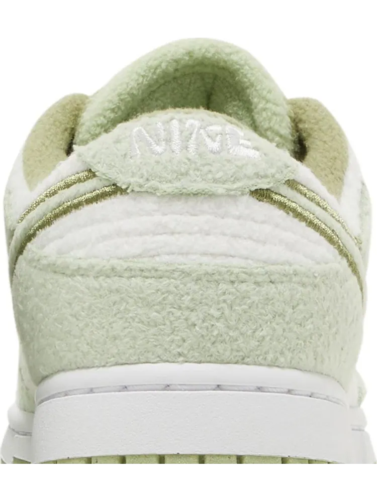 Кроссовки Nike Wmns Dunk Low SE 'Fleece - Honeydew' — изображение 7 из 8, зеленый
