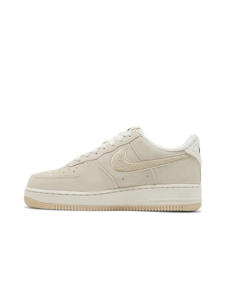 Кроссовки Nike Wmns Air Force 1 — изображение 3 из 4, коричневый