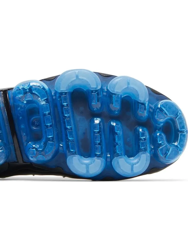 Кроссовки Nike Air VaporMax Plus 'Black Icy Blue' — изображение 5 из 8, черный