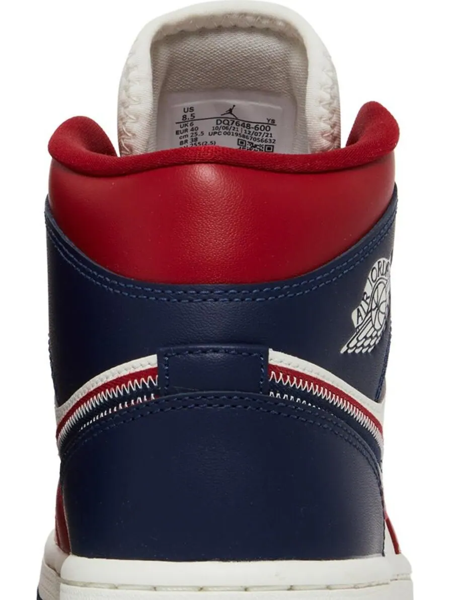 Кроссовки Wmns Air Jordan 1 Mid SE USA 2022 — изображение 7 из 8, красный