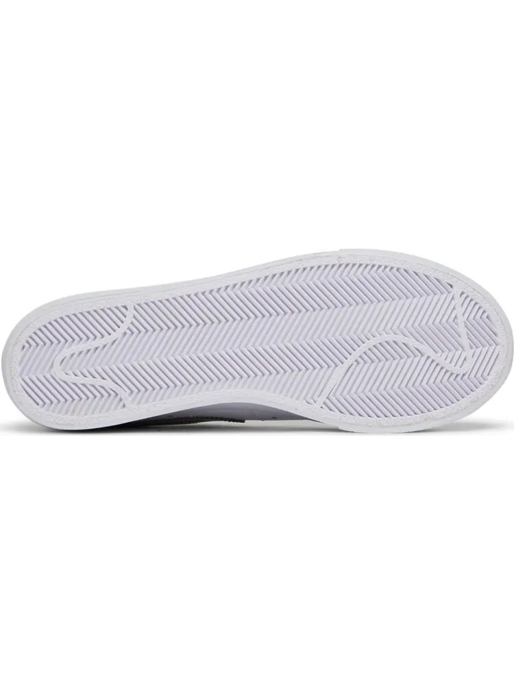 Кроссовки Nike Wmns Blazer Low Platform 'White Mint Foam' — изображение 4 из 8, белый