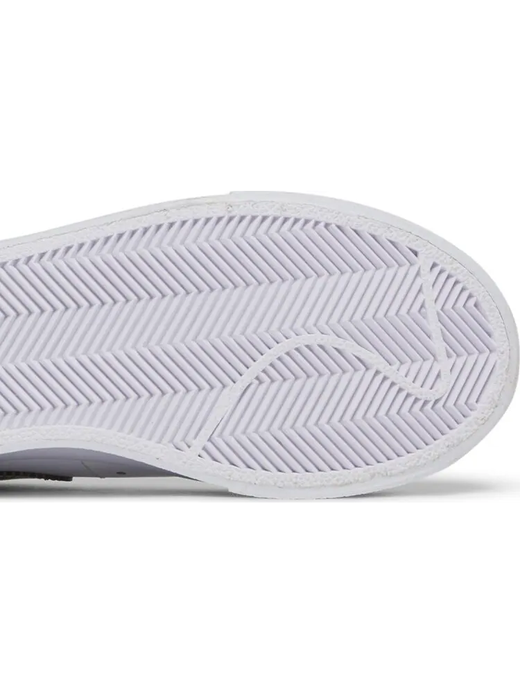 Кроссовки Nike Wmns Blazer Low Platform 'White Mint Foam' — изображение 5 из 8, белый