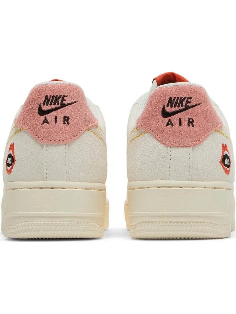 Кроссовки Nike Wmns Air Force 1 '07 'Peace' — изображение 6 из 8, белый