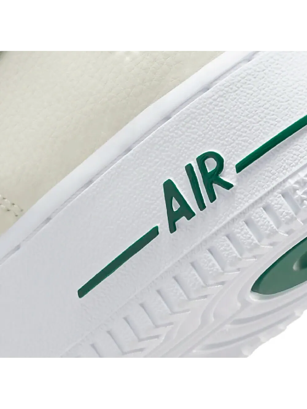 Кросcовки Nike Air Force 1 '07 LV8 — изображение 9 из 9, бежевый/зеленый