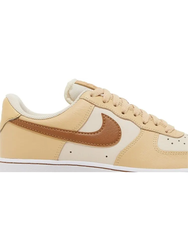 Кроссовки Nike Air Force 1 '07 LV8 EMB 'Inspected By Swoosh' — изображение 2 из 8, коричневый