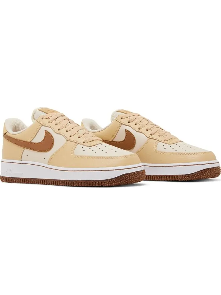 Кроссовки Nike Air Force 1 '07 LV8 EMB 'Inspected By Swoosh' — изображение 8 из 8, коричневый