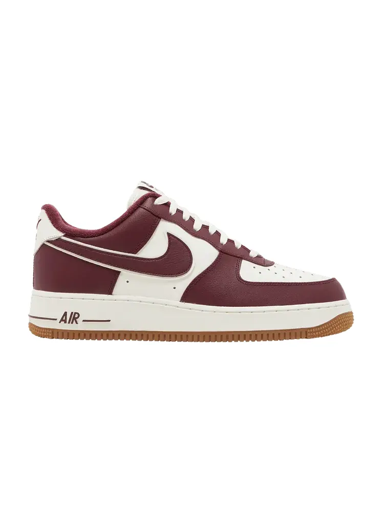 Кроссовки Nike Air Force 1 '07 LV8 'College Pack - Night Maroon' — изображение 1 из 9, коричневый