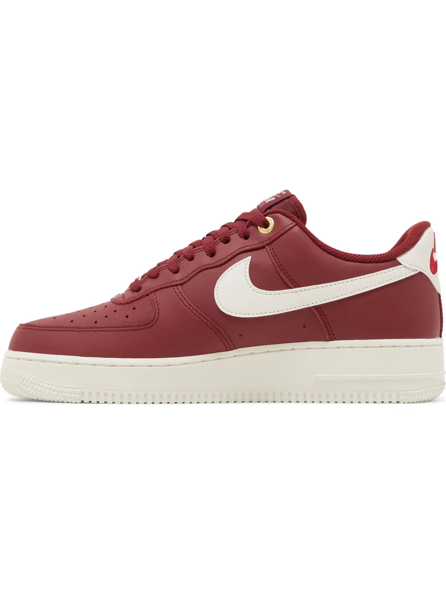 Кроссовки Nike Air Force 1 07 — изображение 2 из 5, красный
