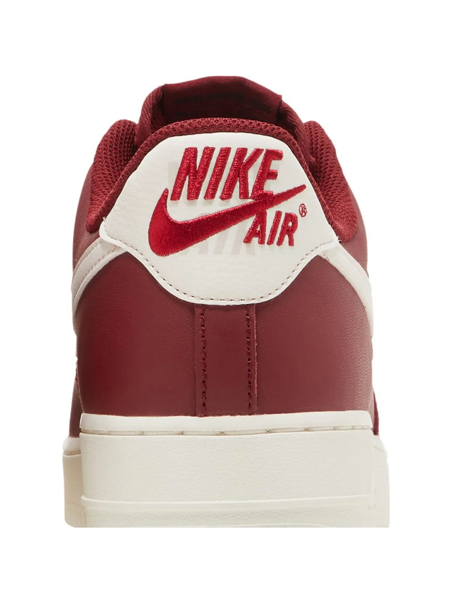 Кроссовки Nike Air Force 1 07 — изображение 5 из 5, красный
