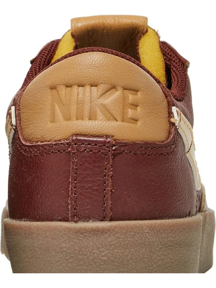 Кроссовки Nike Blazer Low '77 EMB 'Inspected By Swoosh' — изображение 7 из 8, коричневый