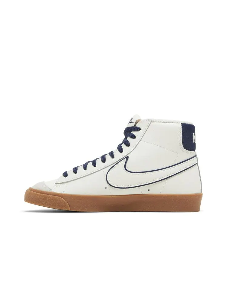 Кроссовки Nike Blazer Mid '77 Premium 'Sail Navy Gum' — изображение 4 из 9, темно-синий/коричневый