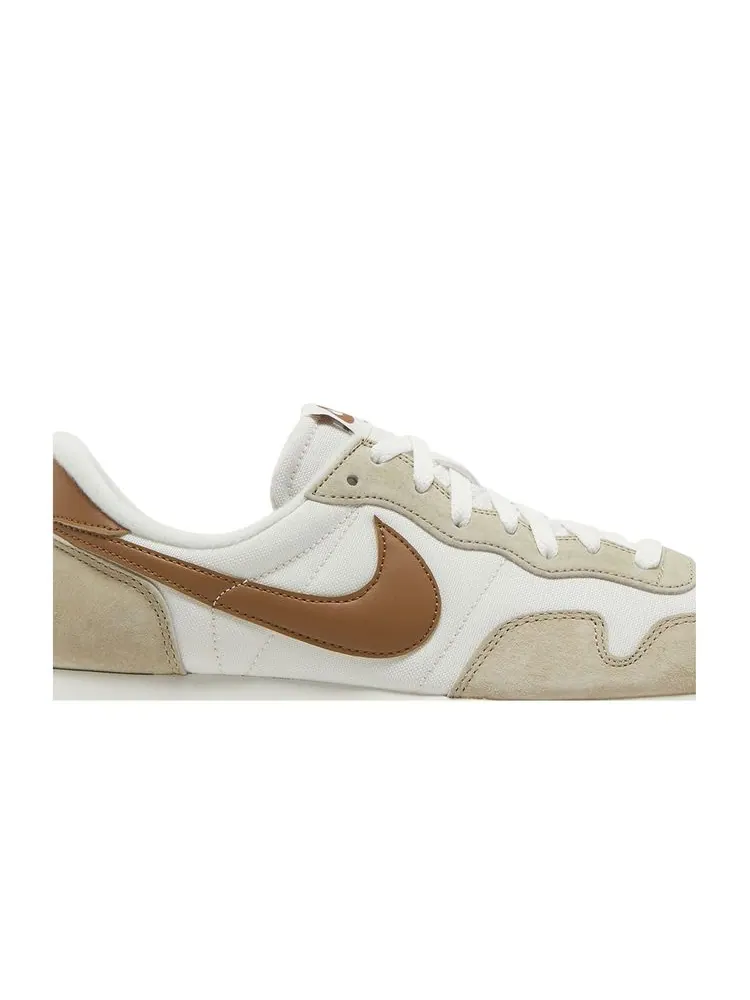 Кроссовки Air Pegasus 83 Premium 'Phantom Ale Brown' — изображение 2 из 8, коричневый