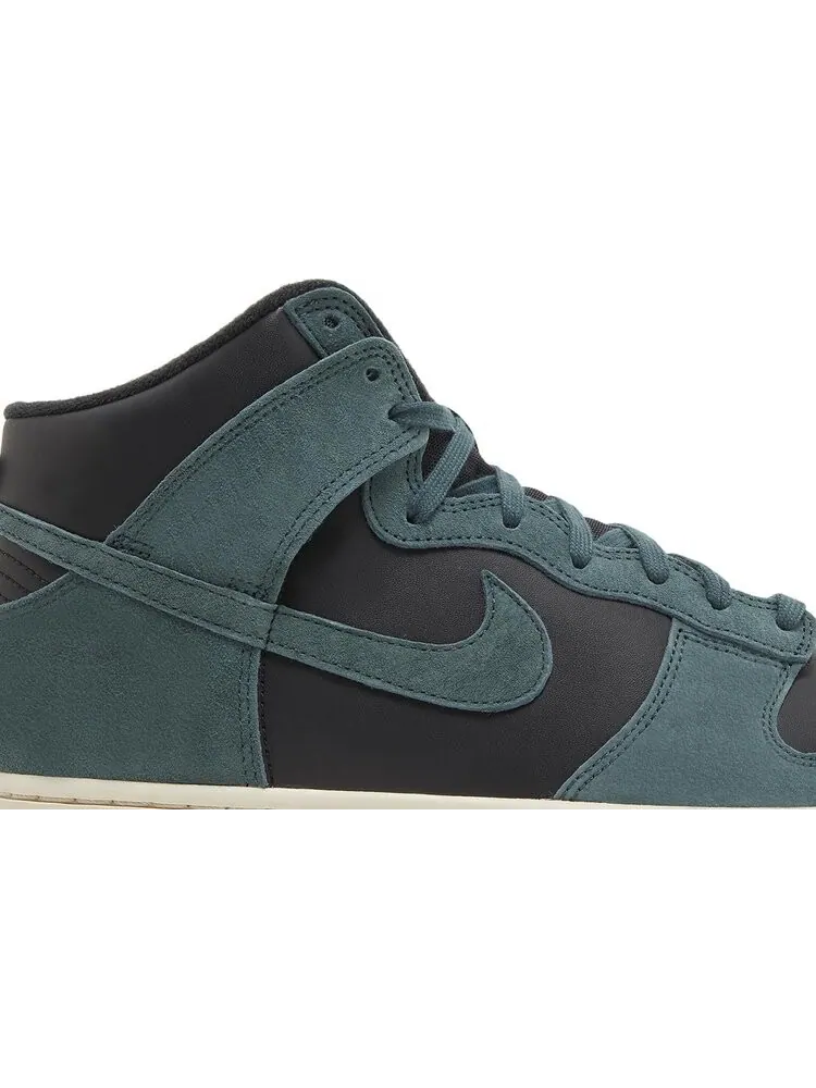 Кроссовки Dunk High Premium 'Faded Spruce' — изображение 2 из 4, зеленый