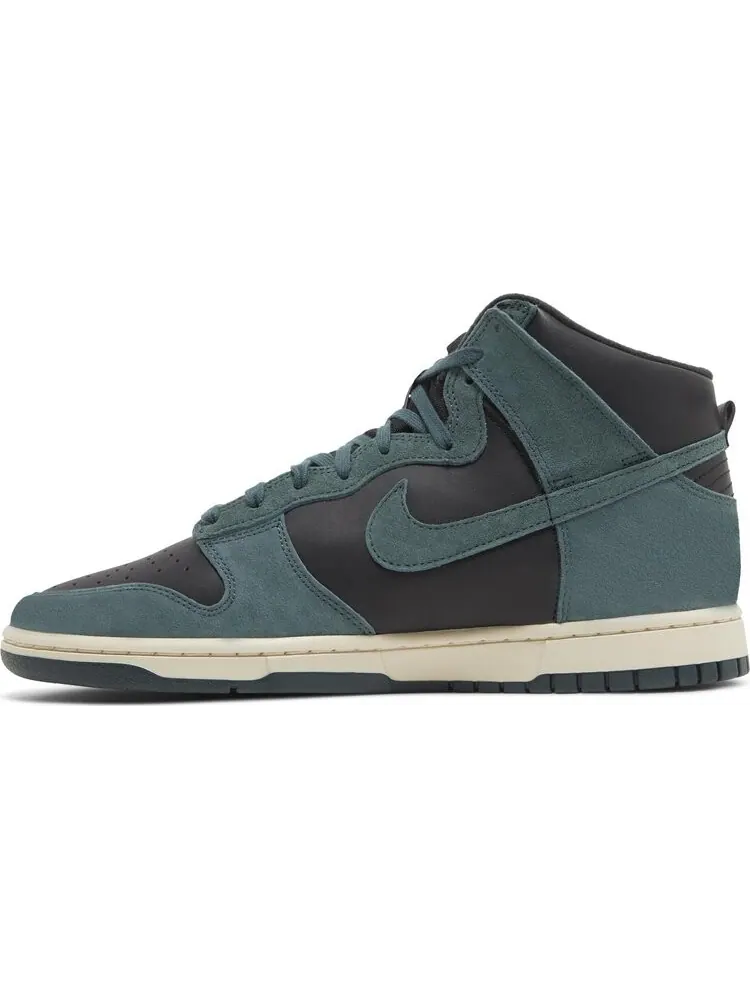 Кроссовки Dunk High Premium 'Faded Spruce' — изображение 3 из 4, зеленый