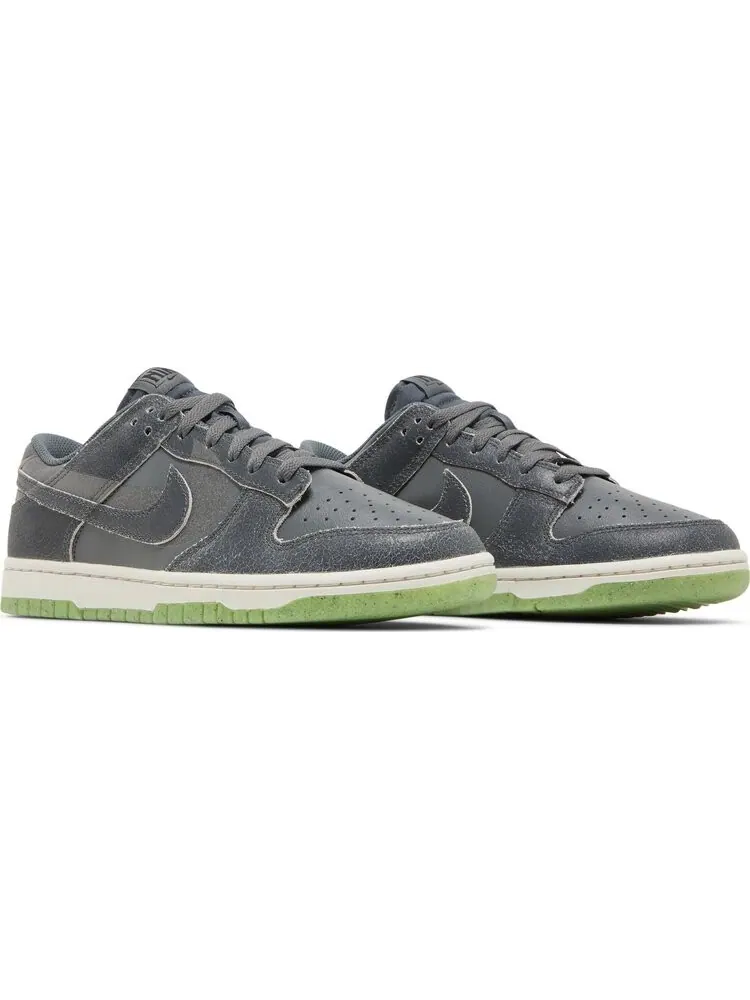 Кроссовки Nike Dunk Low SE Halloween «Cauldron», лимитированная коллекция — изображение 7 из 8, серый