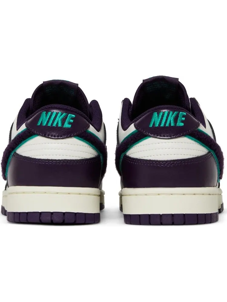 Кроссовки Nike Dunk Low 'Chenille Swoosh - Grand Purple' — изображение 6 из 8, белый