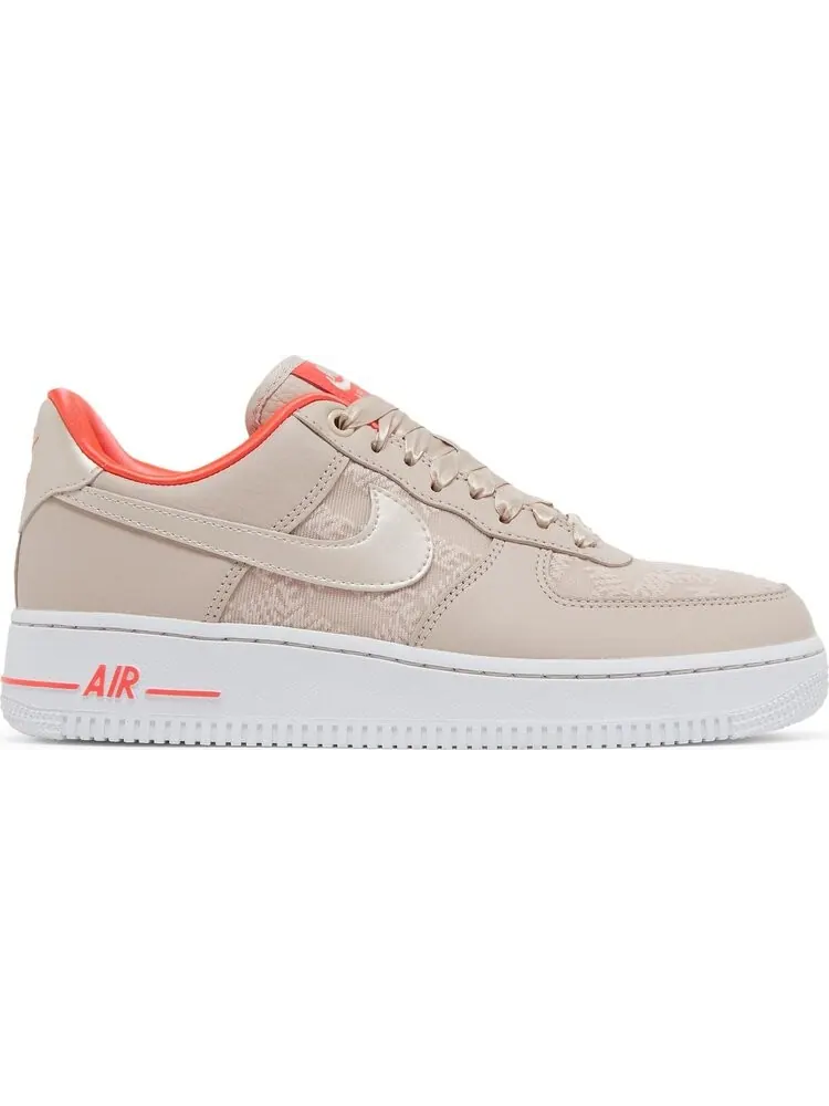 Кроссовки Nike Wmns Air Force 1 '07 'Fossil Stone Laser Crimson' — изображение 1 из 8, розовый