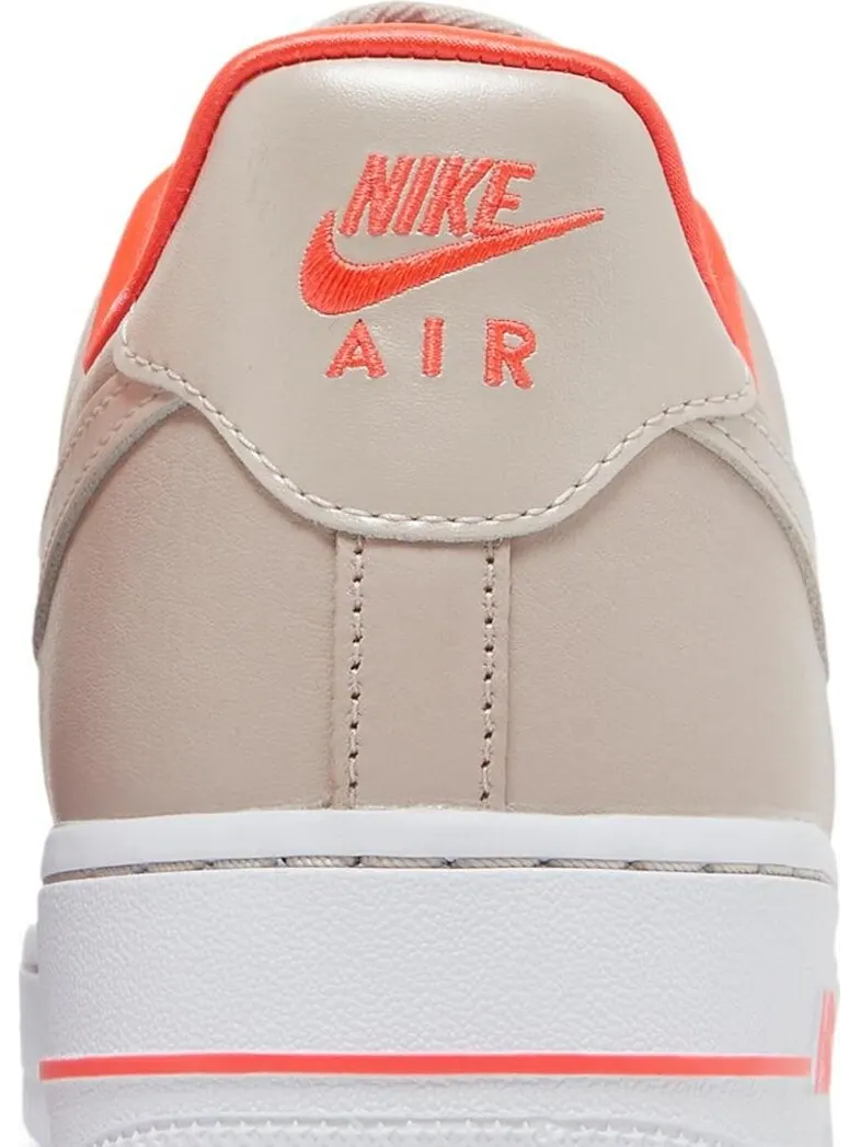 Кроссовки Nike Wmns Air Force 1 '07 'Fossil Stone Laser Crimson' — изображение 7 из 8, розовый