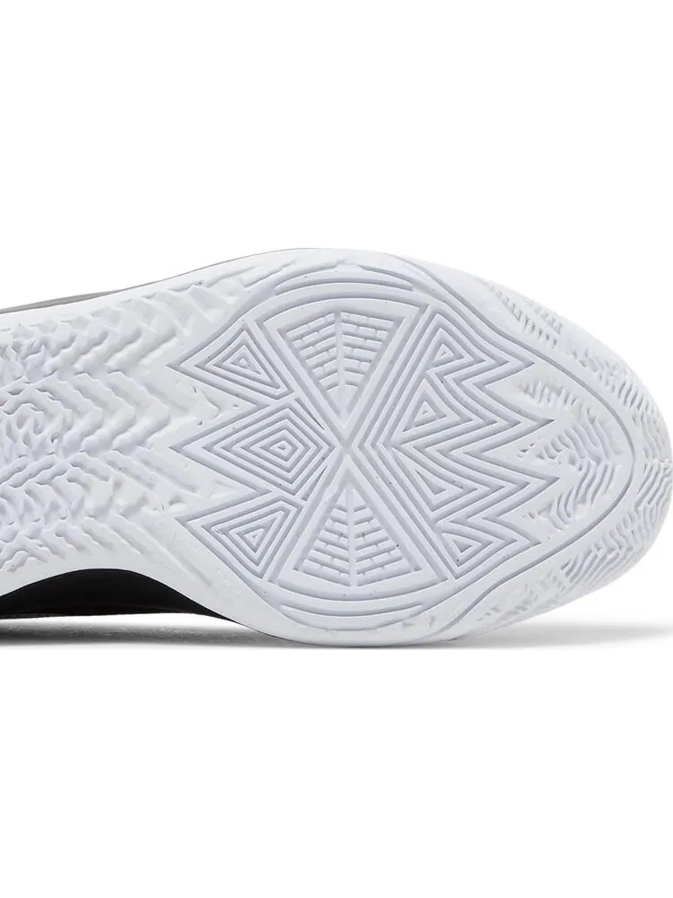 Кроссовки Nike Kyrie Flytrap 6 GS 'Black White' — изображение 5 из 8, черный