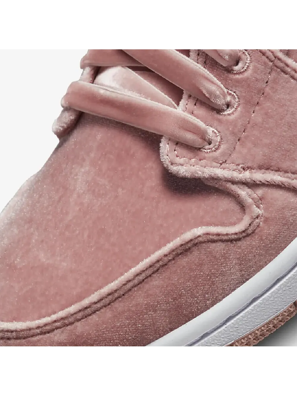 Кроссовки Nike Air Jordan 1 Low SE — изображение 7 из 8, розовый/белый